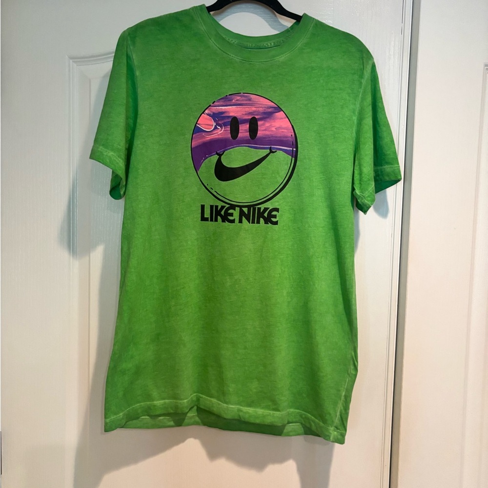 Green Nike Graphic T-Shirt